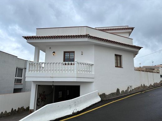 Villa in Santa Úrsula, Province of Santa Cruz de Tenerife
