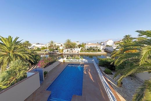 Villa in Empuriabrava, Provinz Girona