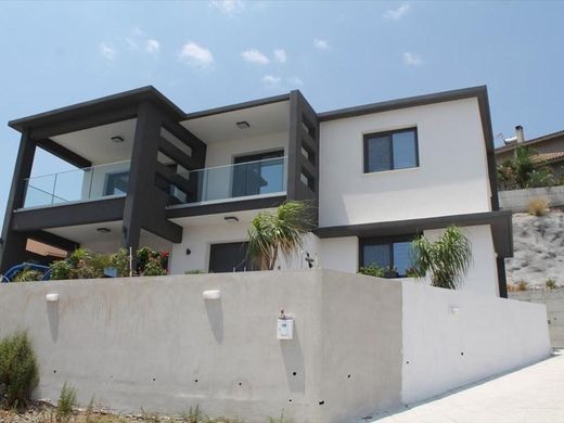 Monagroúlli, Limassol Districtのヴィラ