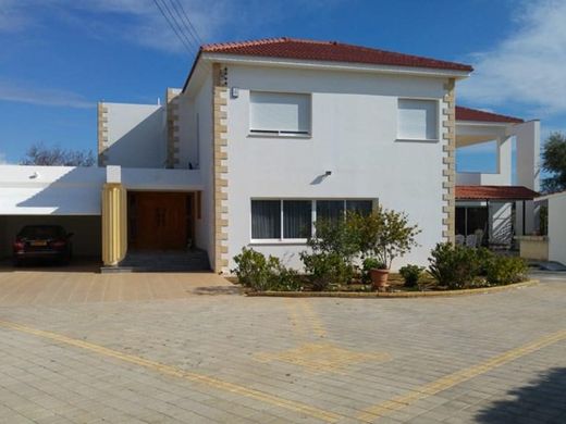 Ýpsonas, Limassol Districtのヴィラ