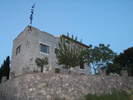 Maison de luxe à Alepoú, Nomós Kerkýras
