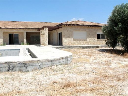 Fasoúla, Limassol Districtのヴィラ