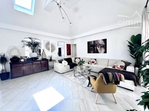 Luksusowy dom w Pont-Sainte-Maxence, Oise