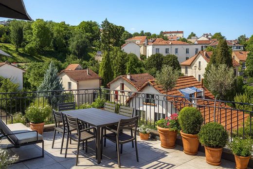 Apartment in Chaville, Hauts-de-Seine