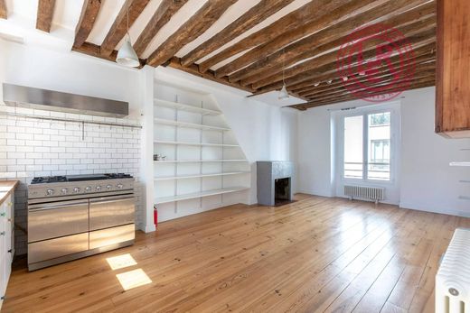 Appartamento a Canal Saint Martin, Château d’Eau, Porte Saint-Denis, Parigi