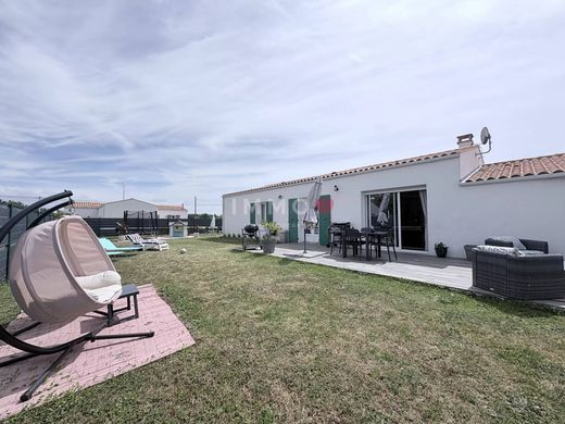 Casa di lusso a Saint-Pierre-d'Oléron, Charente-Maritime