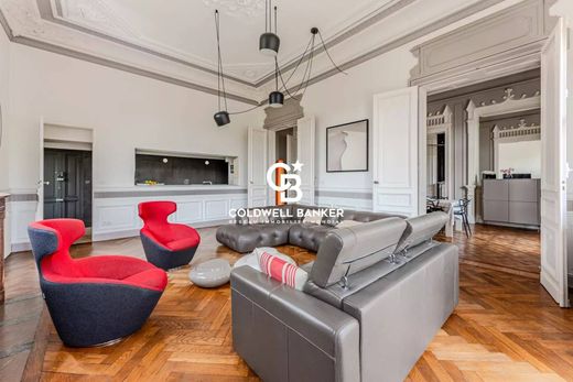 Apartment / Etagenwohnung in Arcachon, Gironde