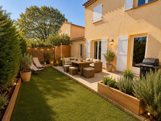 Luxury home in Meyreuil, Bouches-du-Rhône