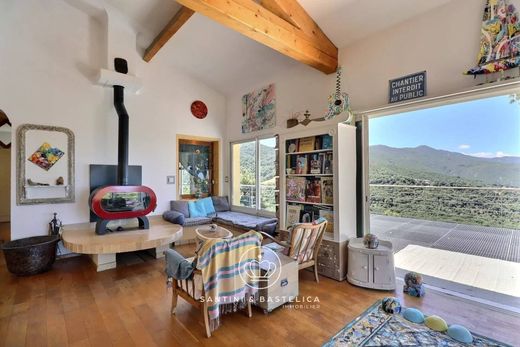 Luxury home in Sari-d'Orcino, South Corsica