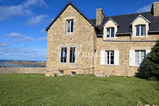 Luxus-Haus in Penvénan, Côtes-d'Armor