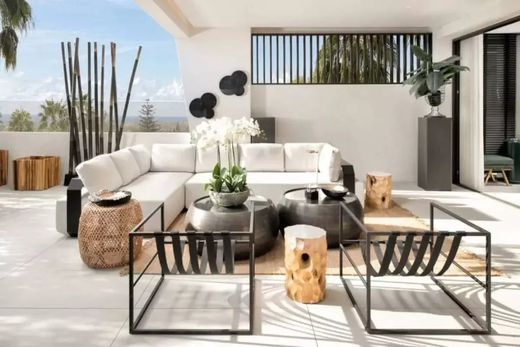 Apartment in Issy-les-Moulineaux, Hauts-de-Seine