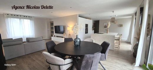 Luxus-Haus in Quesnoy-sur-Deûle, Nord