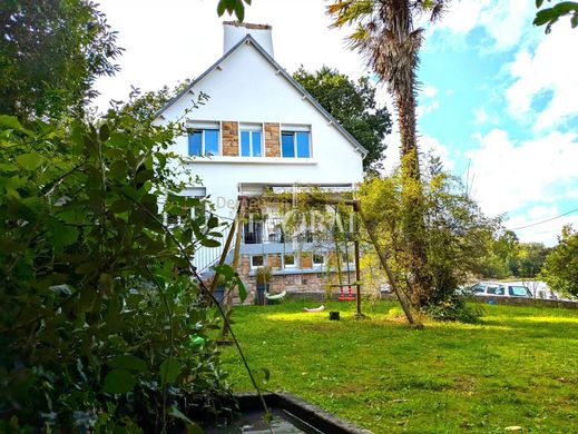 Luxury home in Logonna-Daoulas, Finistère