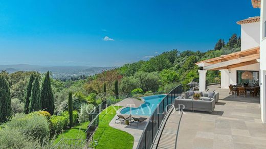Luxury home in Châteauneuf-Grasse, Alpes-Maritimes