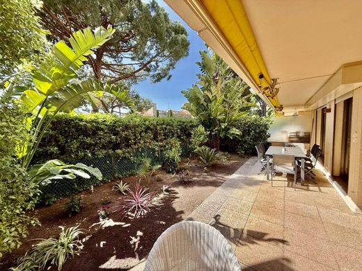 Apartment in Juan-les-Pins, Alpes-Maritimes