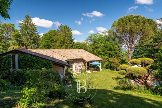 Luxury home in Saint-Cyr-au-Mont-d'Or, Rhône