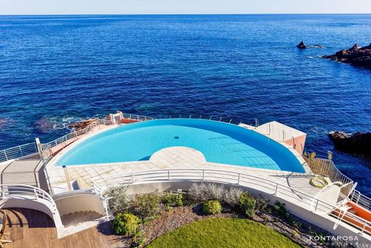 Apartment in Saint-Raphaël, Var