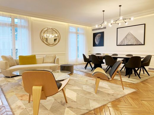 Piso / Apartamento en Champs-Elysées, Madeleine, Triangle d’or, Paris