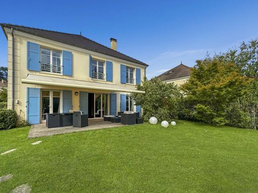 Luxury home in Vaucresson, Hauts-de-Seine