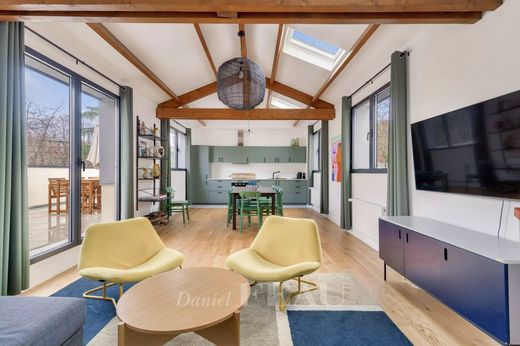 Apartment in Motte-Picquet, Commerce, Necker, Paris