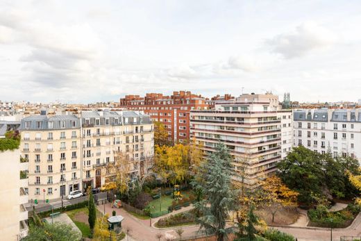 Apartment / Etagenwohnung in Monceau, Courcelles, Ternes, Paris