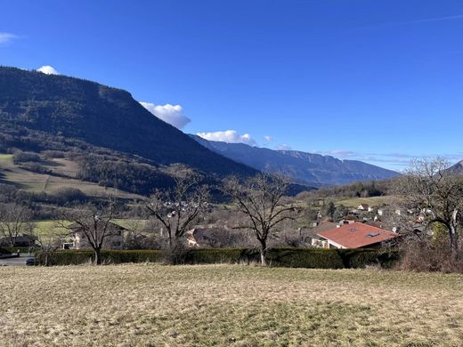 أرض ﻓﻲ Faverges, Haute-Savoie