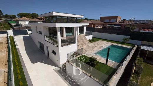 Villa in Vidreres, Provinz Girona
