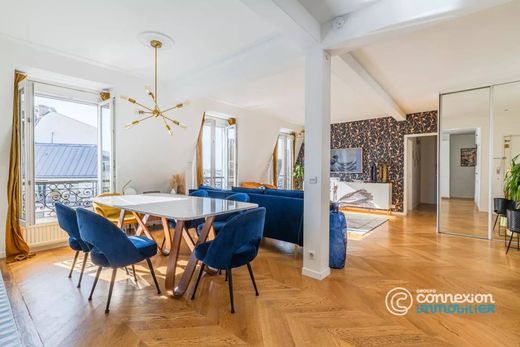 아파트 / Canal Saint Martin, Château d’Eau, Porte Saint-Denis, Paris