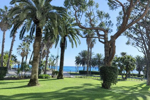 Apartment in Cannes, Alpes-Maritimes