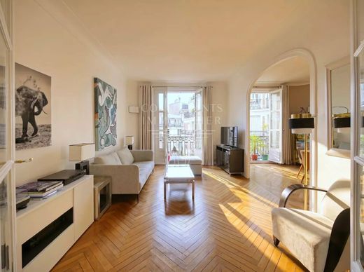 Apartment in La Muette, Auteuil, Porte Dauphine, Paris