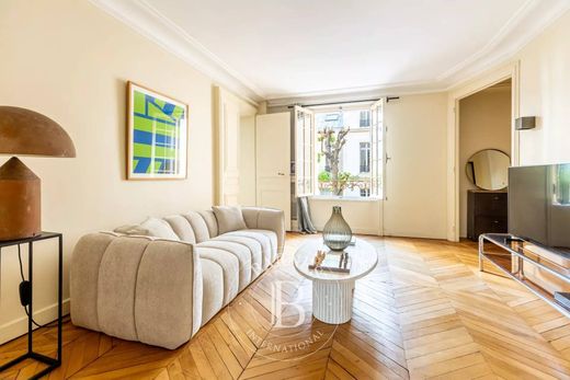 Apartament w Champs-Elysées, Madeleine, Triangle d’or, Paris