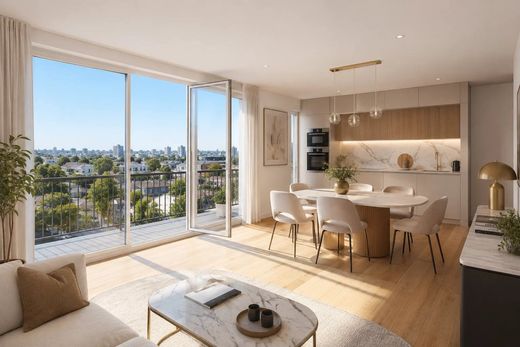 Apartment in Puteaux, Hauts-de-Seine