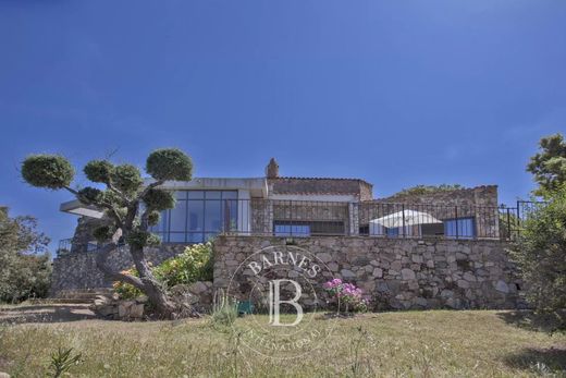 Villa à Aregno, Haute-Corse