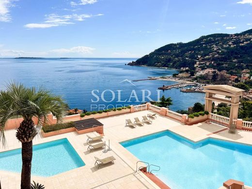 Apartment / Etagenwohnung in Théoule-sur-Mer, Alpes-Maritimes