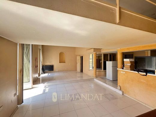 Apartment in Menton, Alpes-Maritimes