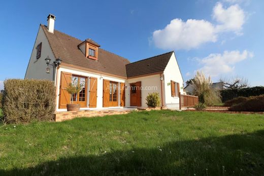 Luxury home in Plailly, Oise