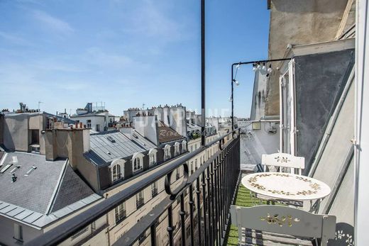 Apartment in Tour Eiffel, Invalides – Ecole Militaire, Saint-Thomas d’Aquin, Paris