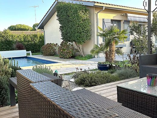 Элитный дом, Gujan-Mestras, Gironde