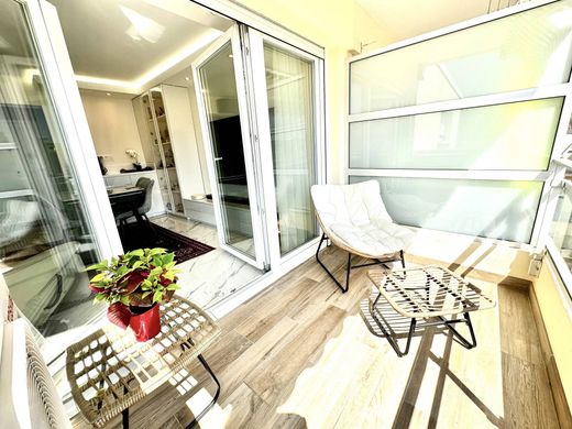 아파트 / 칸, Alpes-Maritimes