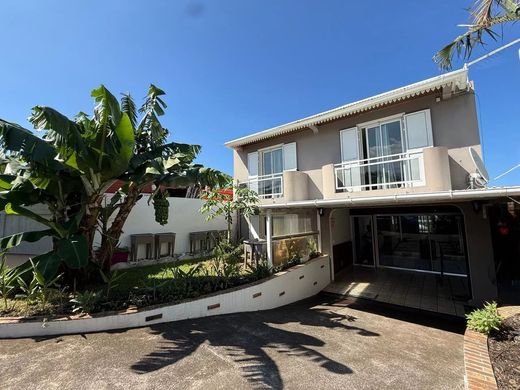 Lüks ev Saint-Joseph, Réunion