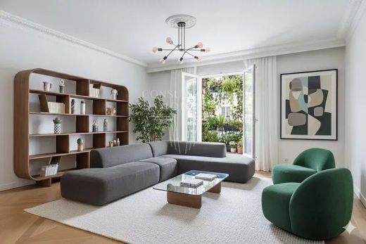 Apartment in La Muette, Auteuil, Porte Dauphine, Paris