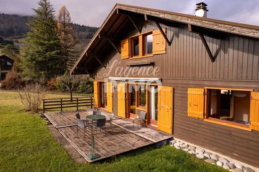 Saint-Jorioz, Haute-Savoieの高級住宅