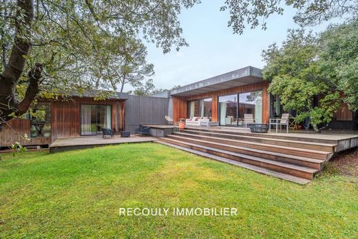 Luxe woning in Rognes, Bouches-du-Rhône