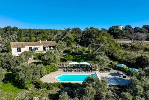 Luxury home in Gordes, Vaucluse