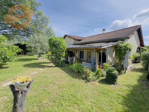 Francheville, Rhôneの高級住宅