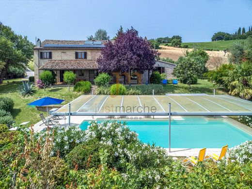 Luxus-Haus in Mondavio, Pesaro-Urbino