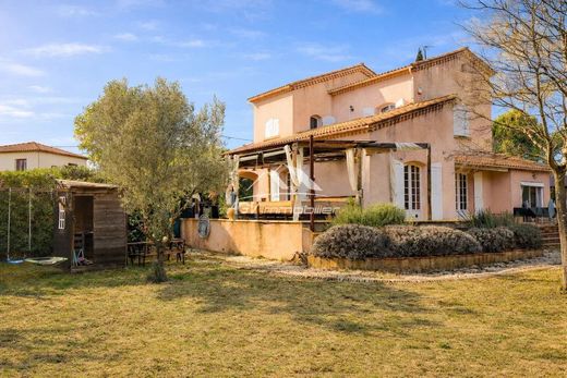 Luxury home in Saint-Hilaire-de-Brethmas, Gard