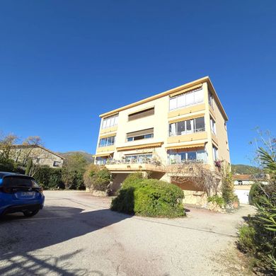 아파트 / Vence, Alpes-Maritimes