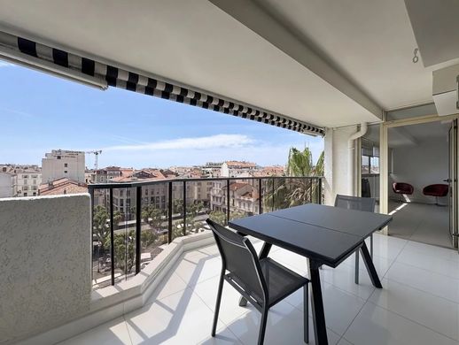 Apartment in Cannes, Alpes-Maritimes