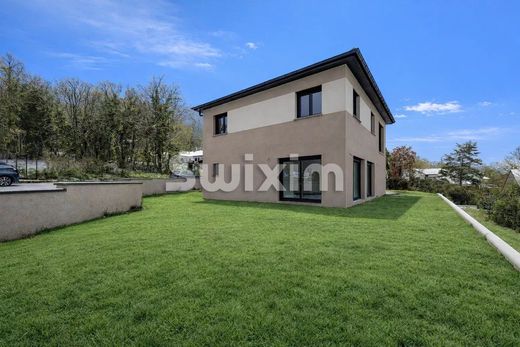 Échenevex, Ainの高級住宅